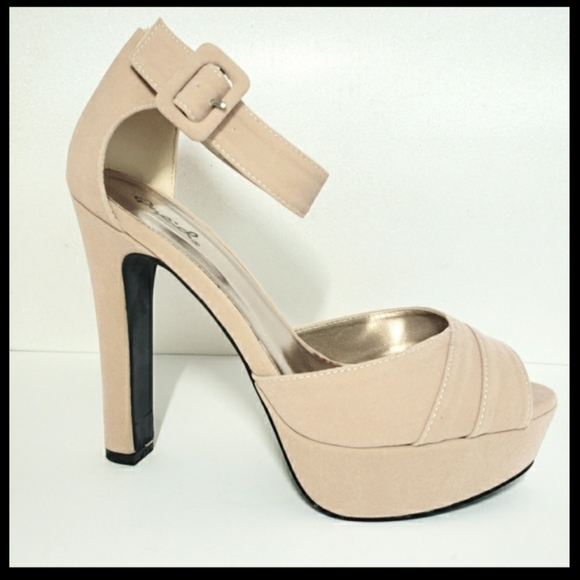 NUDE VELVET High Heel Womens Shoes by Qupid Sz 9 NIB Beautiful!!! - Picture 1 of 7